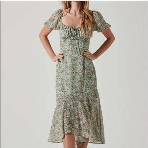 ASTR Aida Floral Puff Sleeve midi - NWT wedding guest dress